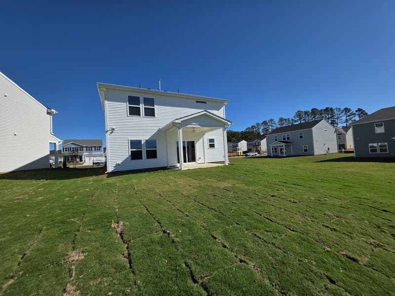 Youngsville House: 9 Silverbell Court