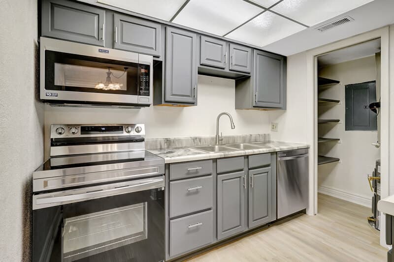 Cape Coral Condo: 4906 Victoria Drive