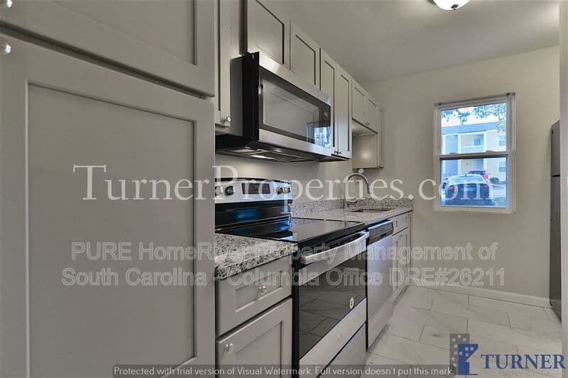 Columbia House: 308 Percival Rd