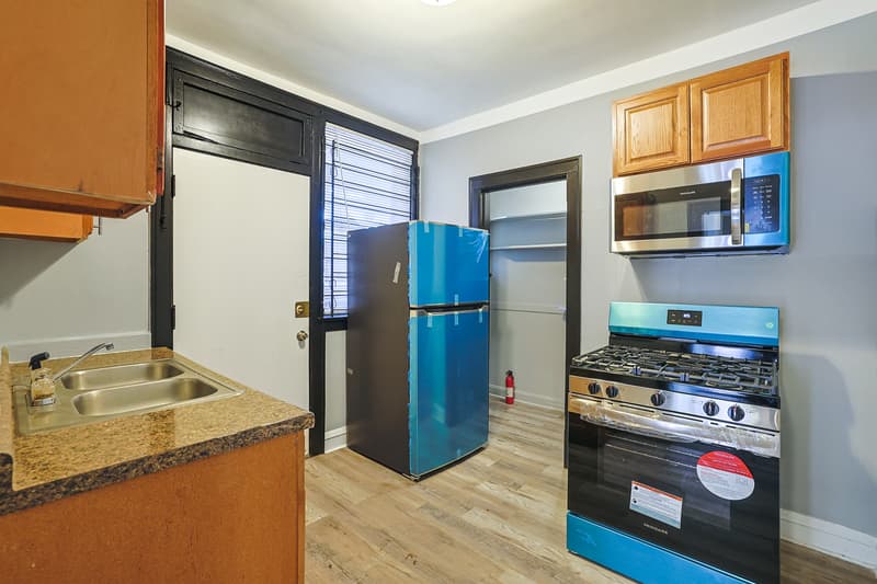 Chicago Condo: 7955 S Paulina St - 1648 W. 80th  #1