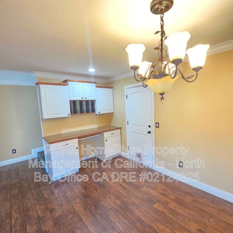 Petaluma House: 1640 Jeffrey Drive
