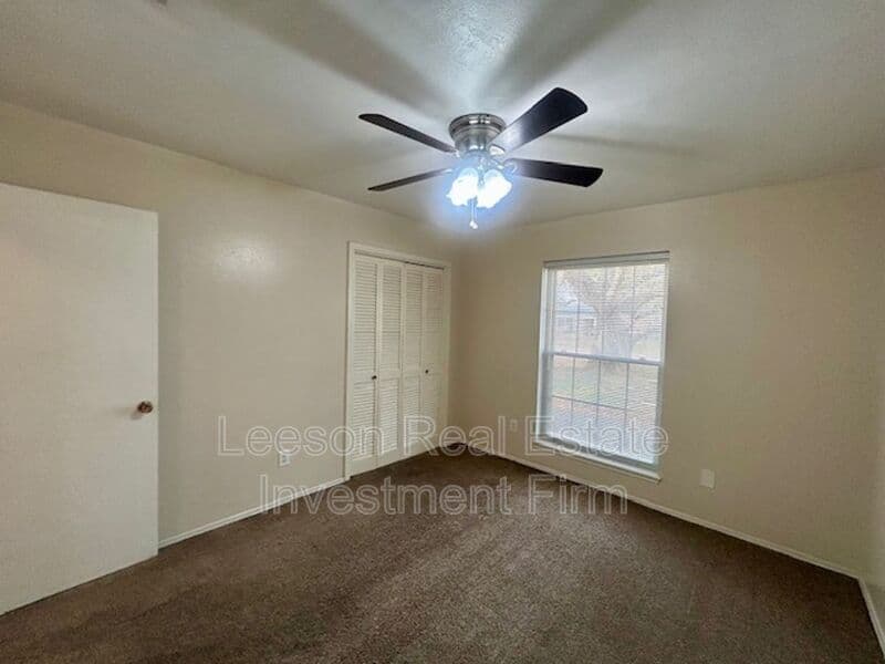 Bossier City House: 2320 Melrose Ave