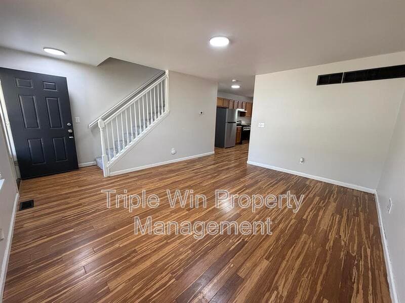 Saint Charles House: 224 Diekamp Ln