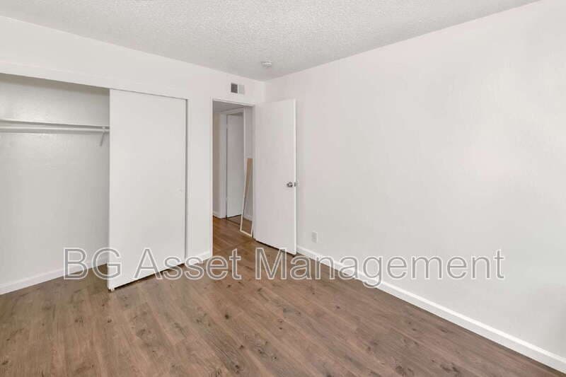 Vallejo Condo: 212 Westwood Street