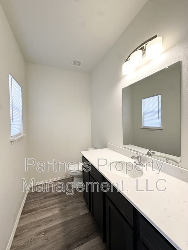 Fayetteville Condo: 821 South Benchmark Lane - 2