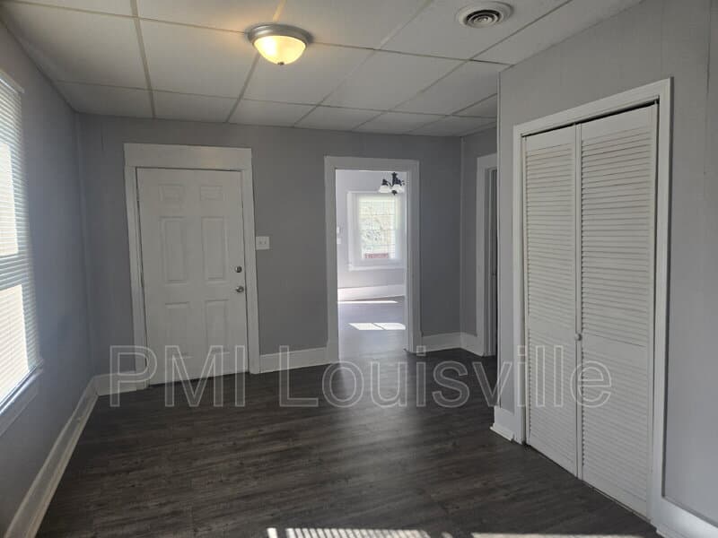 Louisville House: 3605 Larkwood Ave