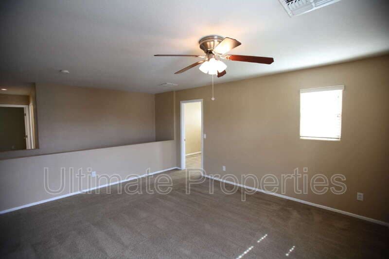 Glendale House: 6376 W Ruth Ave