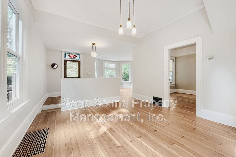 Portland House: 1912 NE 11th Ave