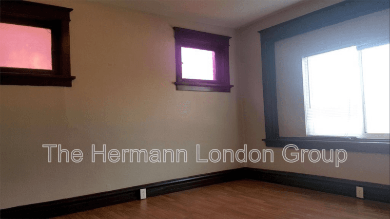 Saint Louis Condo: 4242 Dewey Ave