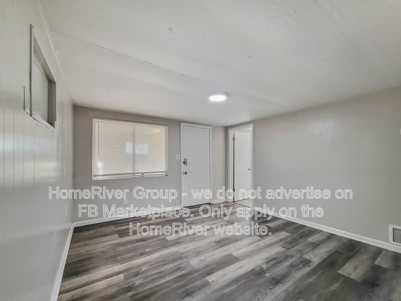 Saint Louis House: 10026 Viscount Dr