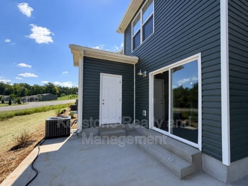 Clarksville Townhome: 1206 W. Woodland Valley Lane