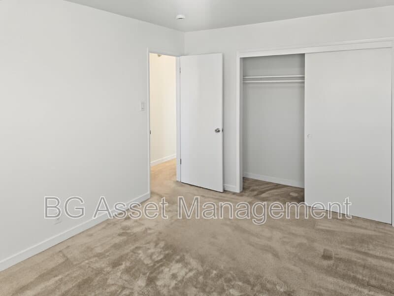 Richmond Condo: 5308 Columbia Ave