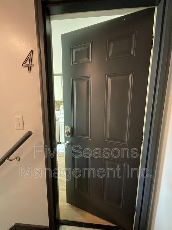 Burlington Condo: 133 Elmwood Avenue - 4