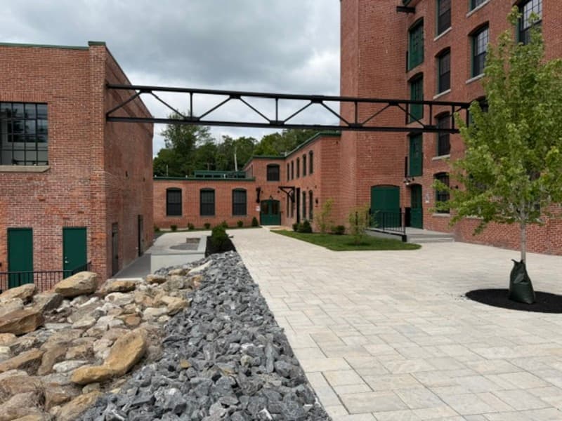 Jefferson Condo: 1665 Main Street - D101