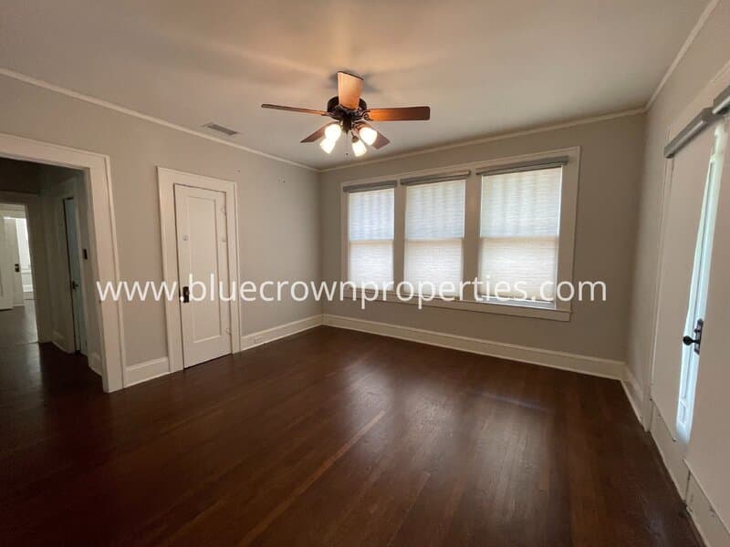Dallas House: 5521 Richmond Ave