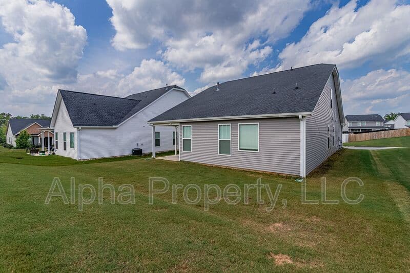 Greer House: 73 Tannery Dr