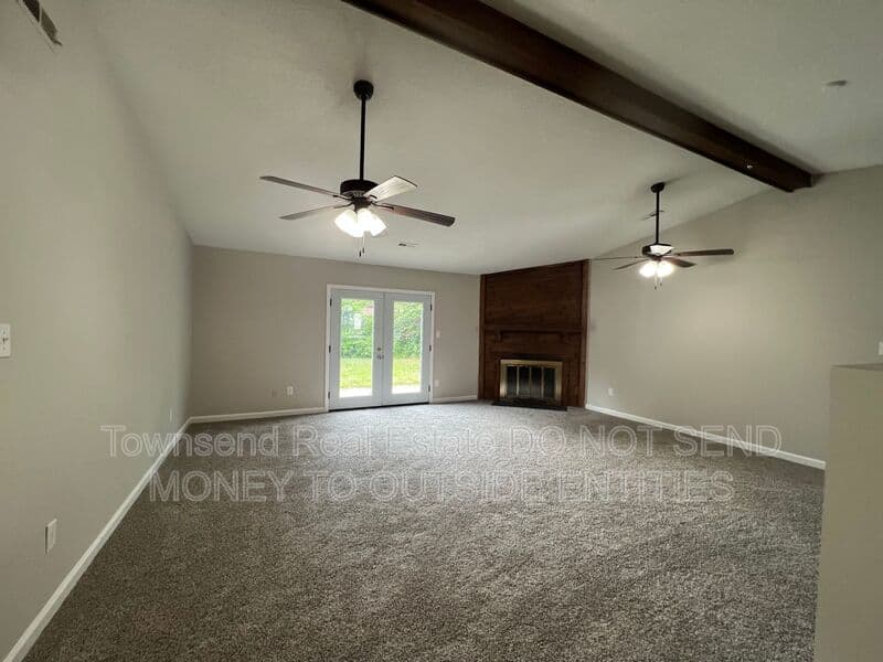 Fayetteville House: 612 Missenburg Ct.