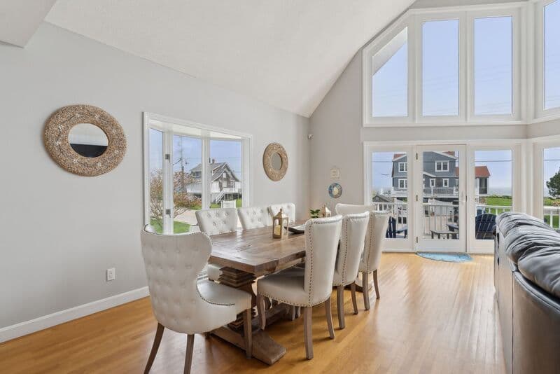 Wells House: 572 Ocean Avenue