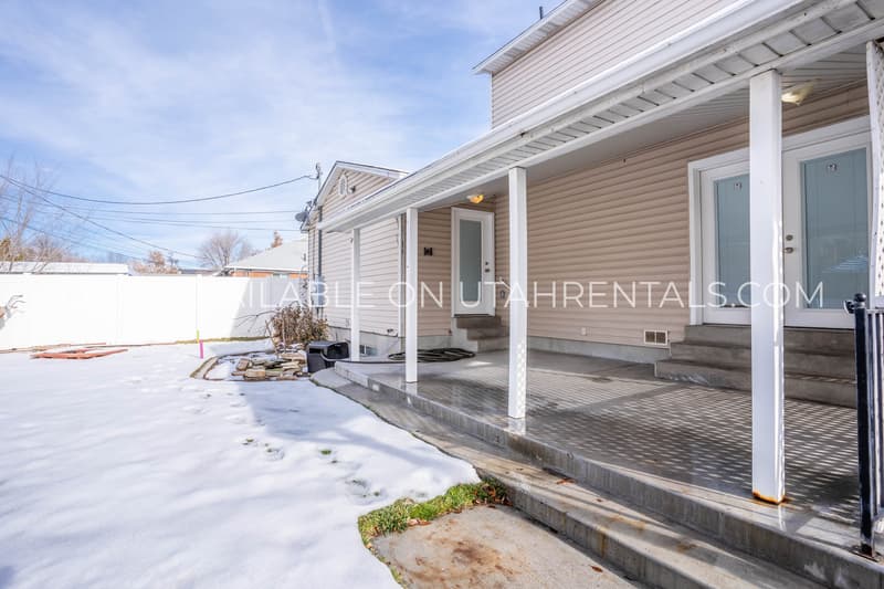 Salt Lake City House: 2670 S 800 E