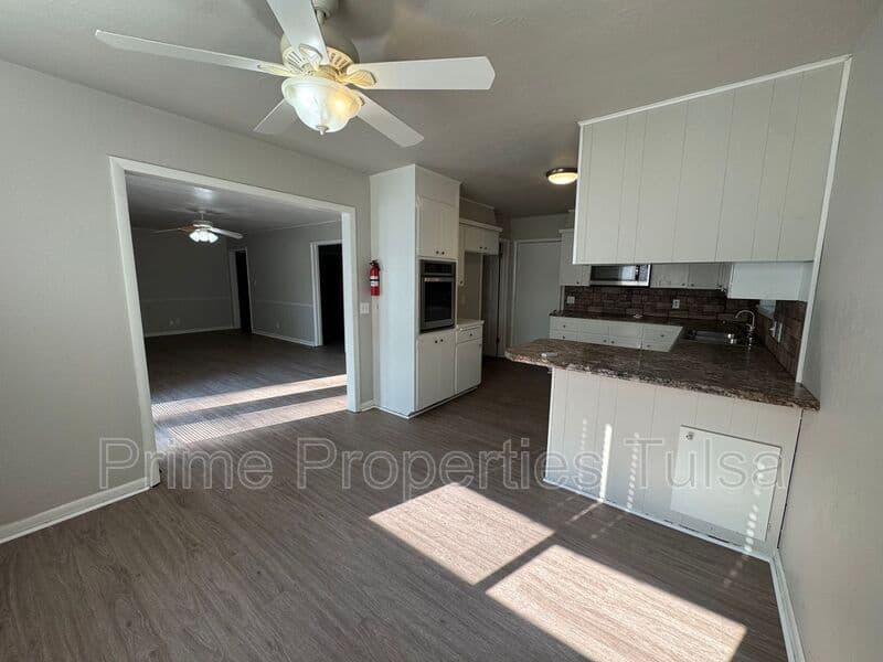 Tulsa House: 1525 S. 122nd E. Ave.