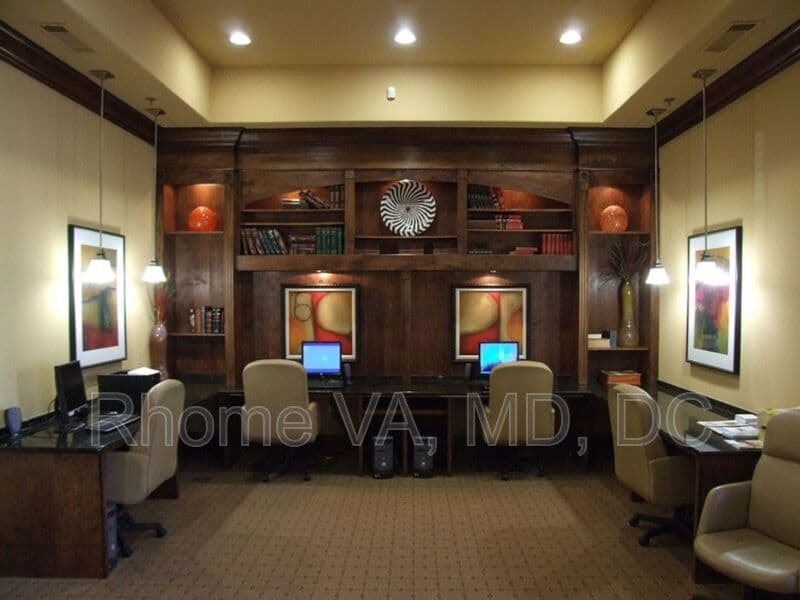Herndon Condo: 12937 Centre Park Cir
