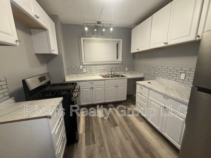 ECORSE House: 4280 7th st