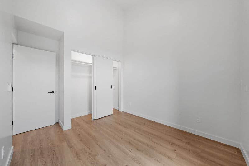 San Diego Condo: 2664 L Street