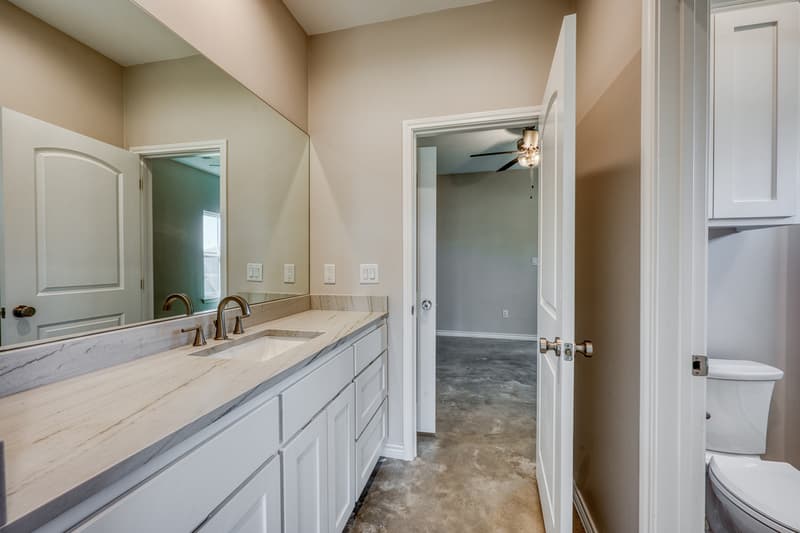 Granite Shoals House: 1516 Stonecrest Drive