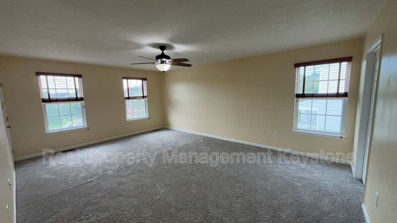 Sewickley House: 1907 Colonial Drive
