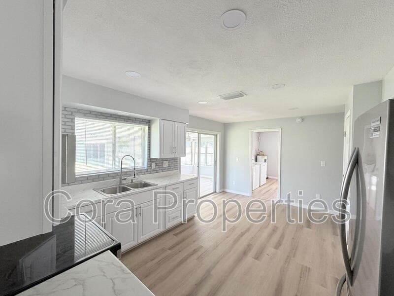 Winter Haven House: 825 Avenue Y Northwest