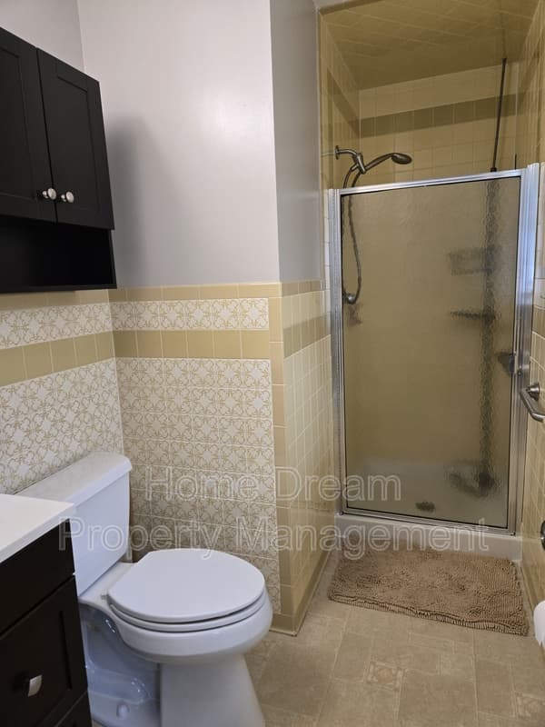 Fredericksburg House: 1401 Bragg Road A1
