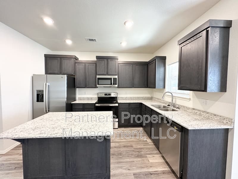 Fayetteville Condo: 1079 South Benchmark Lane - 1