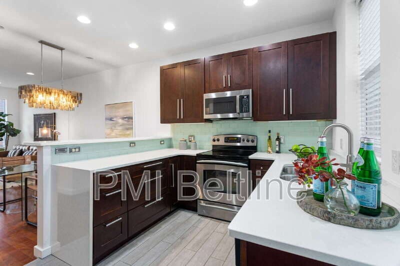 Atlanta Townhome: 988 Dekalb Ave NE