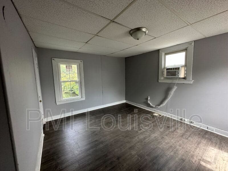 Louisville House: 3605 Larkwood Ave