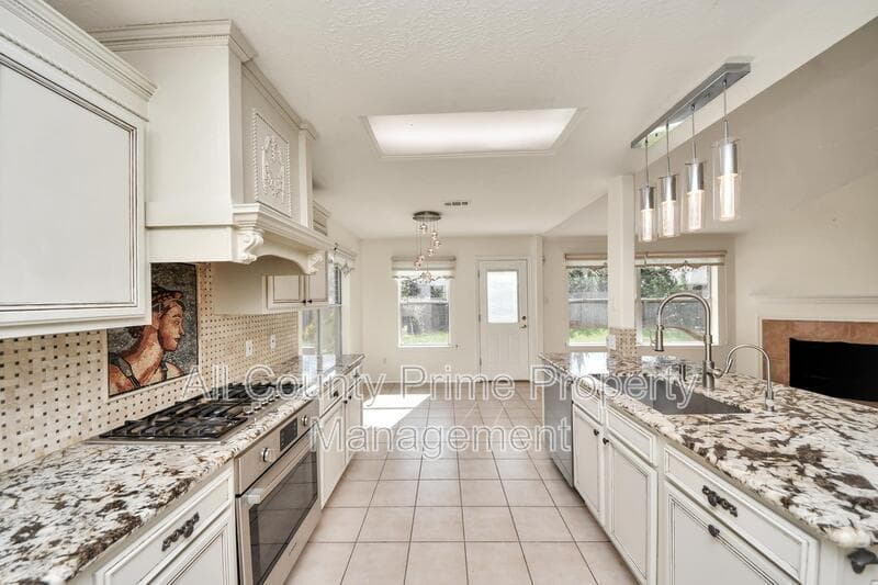 Cypress House: 22030 Gold Leaf Trail