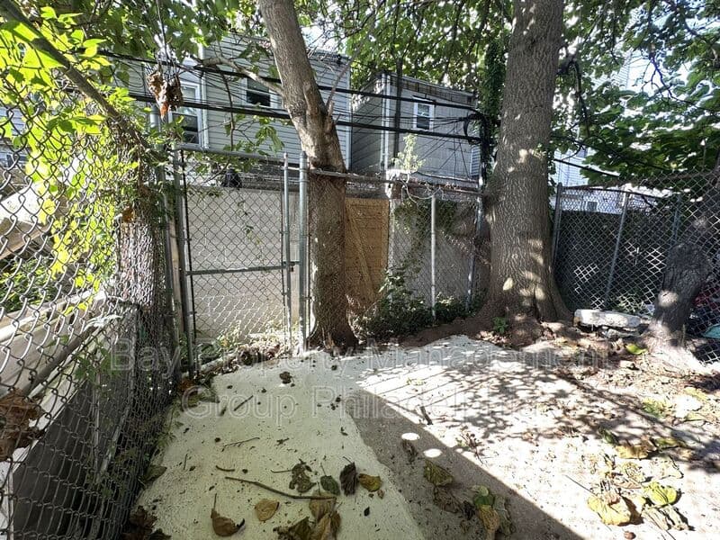 Philadelphia House: 1926 McClellan St