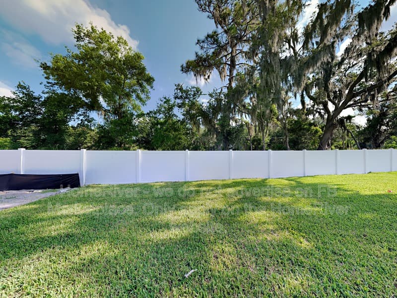 Riverview House: 10318 Scarlett Skimmer Dr