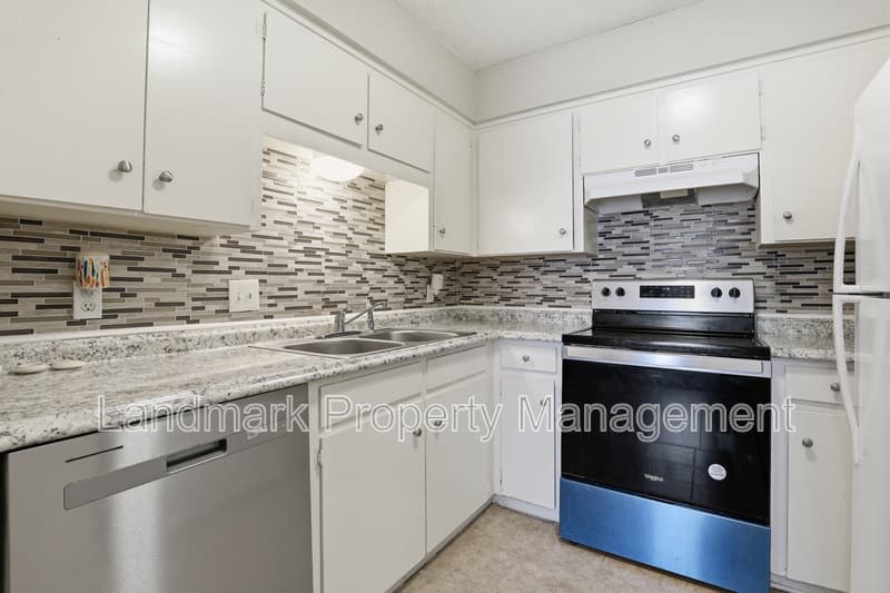 Fort Worth Condo: 6811 Trail Lake Drive