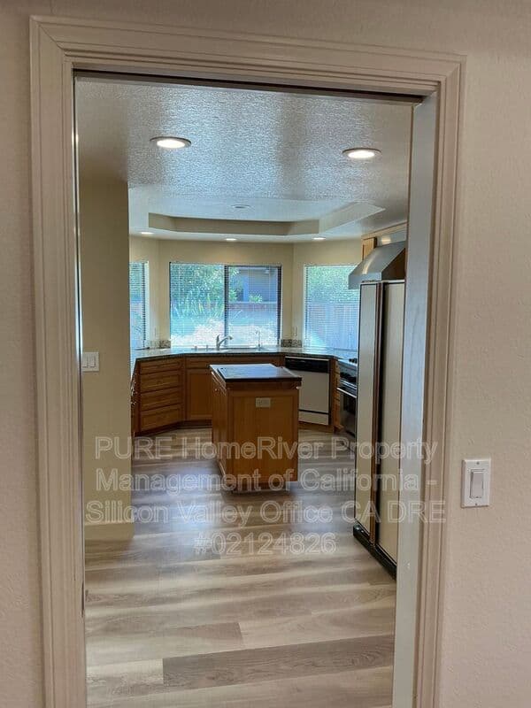 Cupertino House: 10180 Byerly Ct
