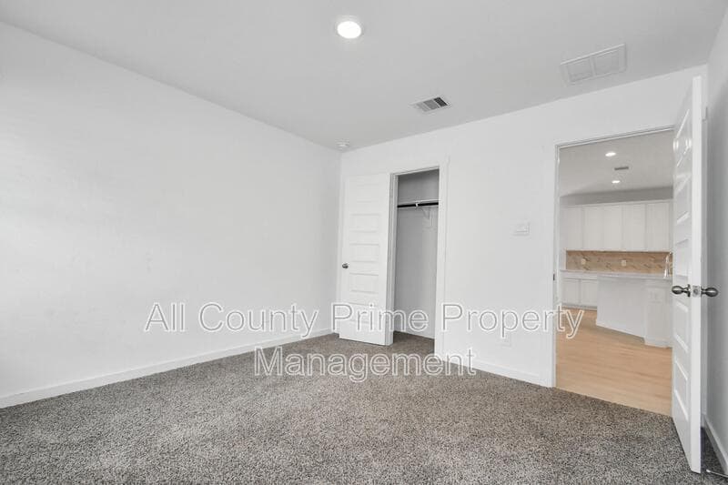 Katy House: 29935 Gallatin River Ln.