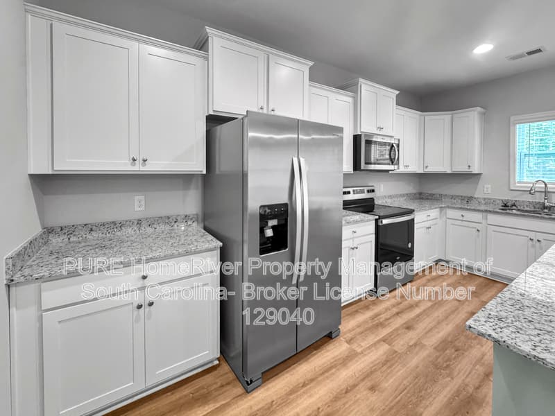 Sumter House: 1340 Curlew Cir