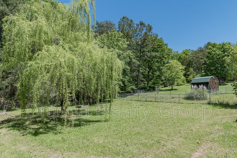 Pinson House: 6450 Kimberly Loop