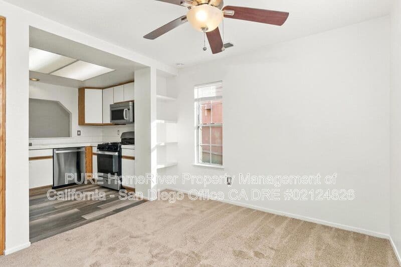 El Cajon House: 12090 Calle de Montana