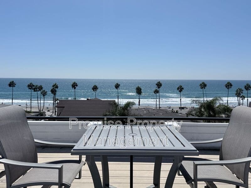 Oceanside Condo: 910 N Pacific Street