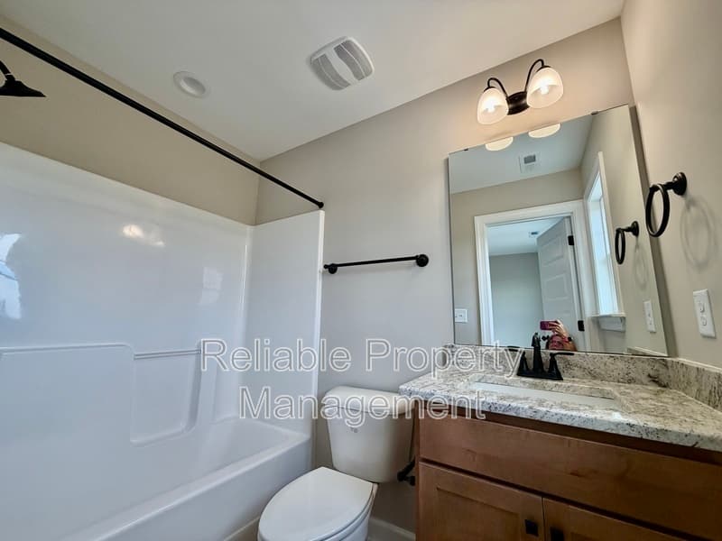 Pine Level Townhome: 428 W Main St