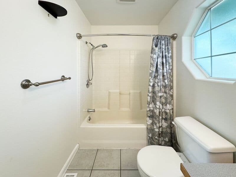 Eugene Townhome: 3697 Westleigh Street