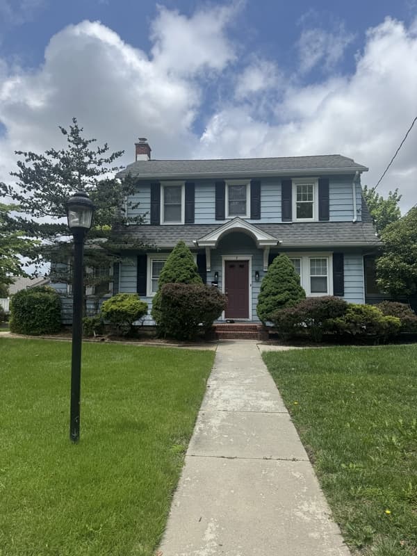 Glassboro House: 5 Normal Boulevard