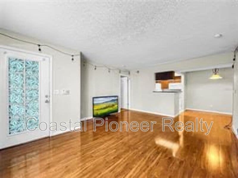 St Petersburg Condo: 10200 Gandy Blvd N