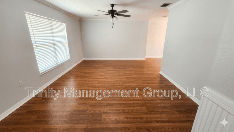 Dade City House: 40226 Trotter Lane