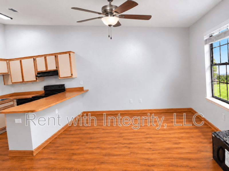 Tallahassee House: 1280 High Rd